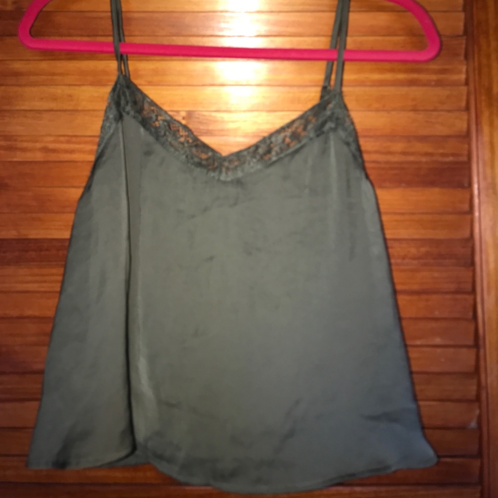 Olive green silky cropped tank!